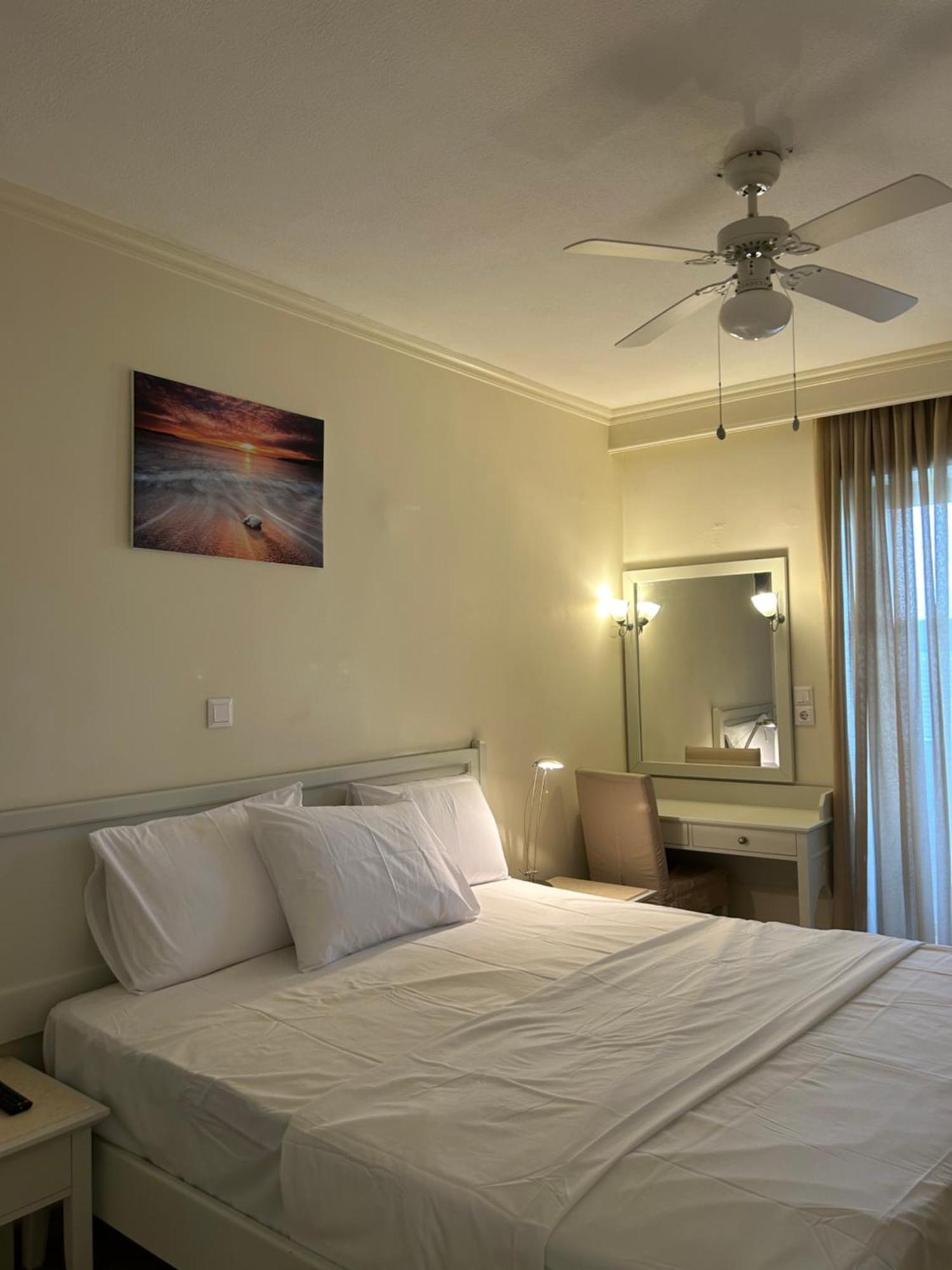 Captain Yiannis Studios & Apartments Кос Екстер'єр фото
