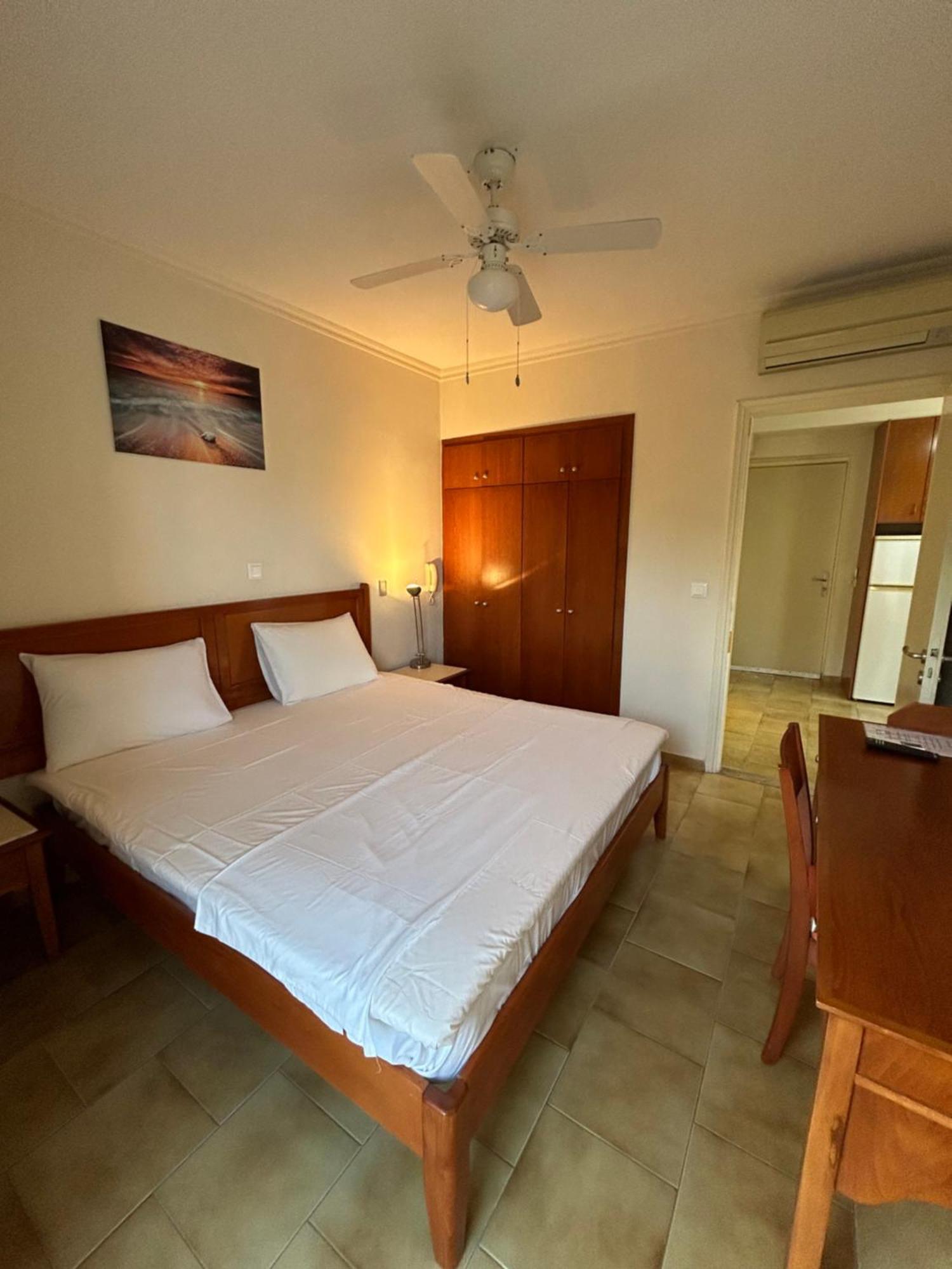 Captain Yiannis Studios & Apartments Кос Екстер'єр фото