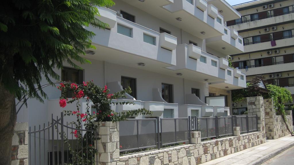 Captain Yiannis Studios & Apartments Кос Номер фото